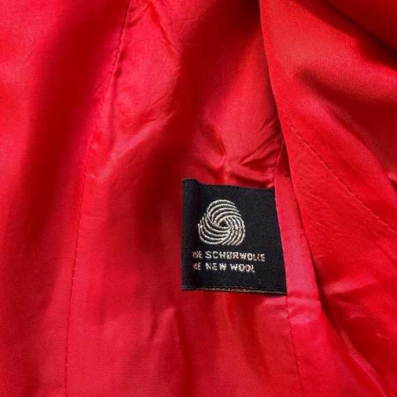 Vintage ESCADA Structurex Red and Black Oversized Blazer - Picture 6 of 8